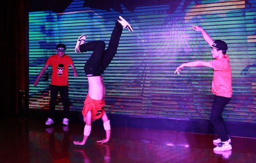 K8官网 - 天生赢家·一触即发