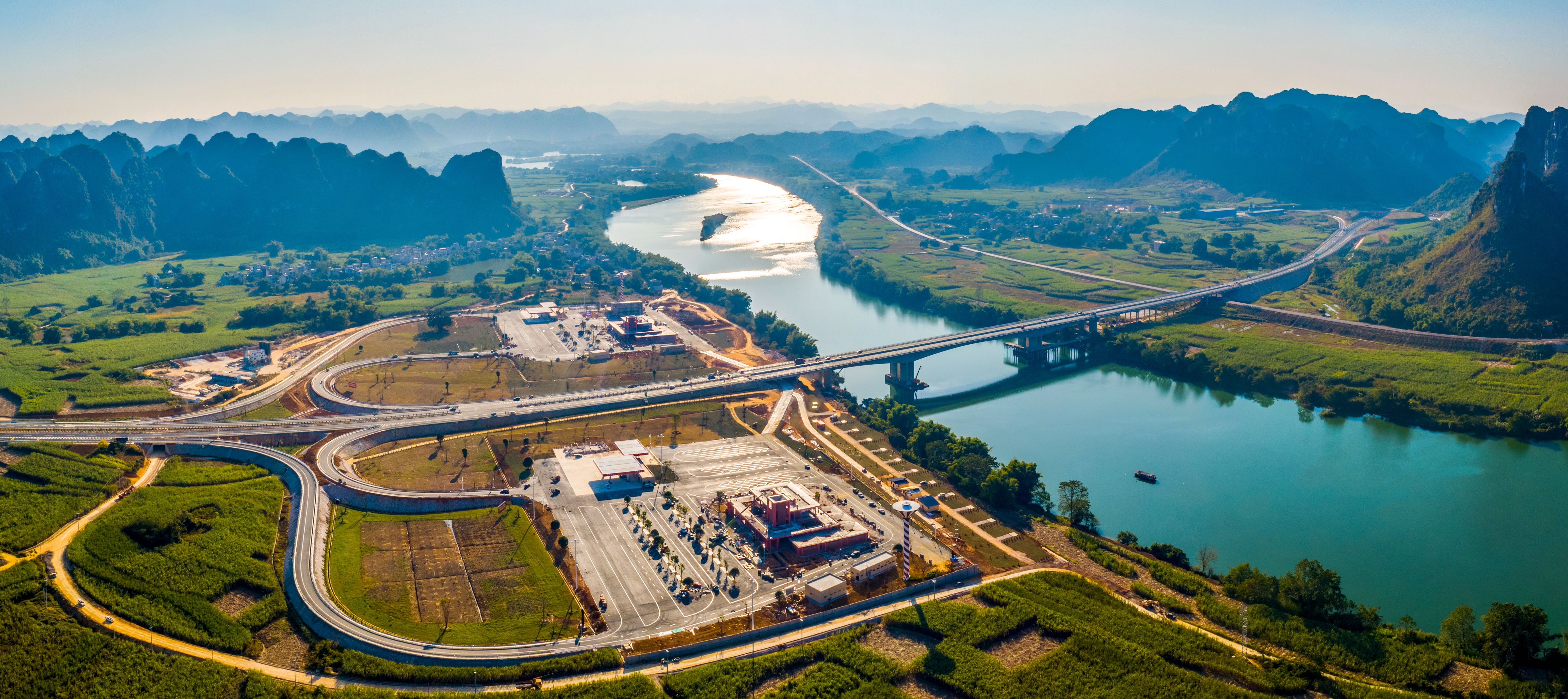 K8官网 - 天生赢家·一触即发