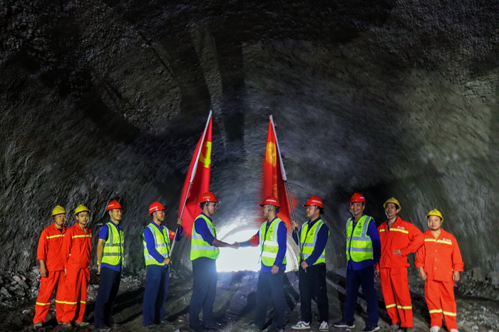 K8官网 - 天生赢家·一触即发