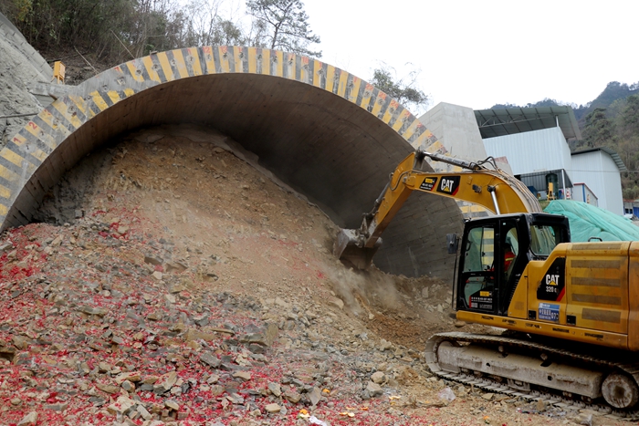 K8官网 - 天生赢家·一触即发