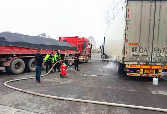 K8官网 - 天生赢家·一触即发