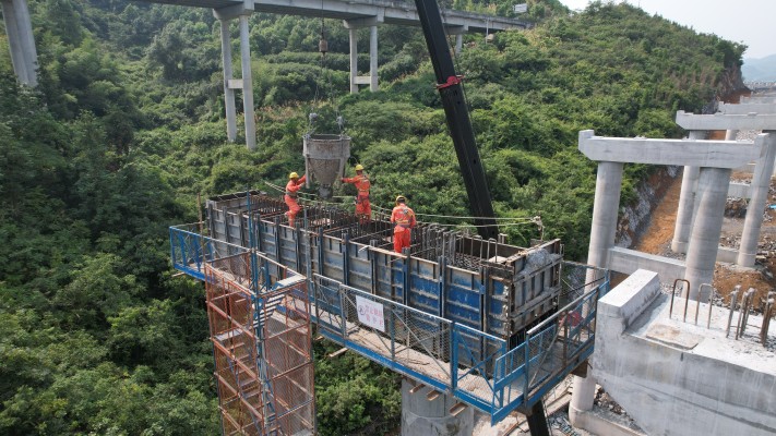 K8官网 - 天生赢家·一触即发