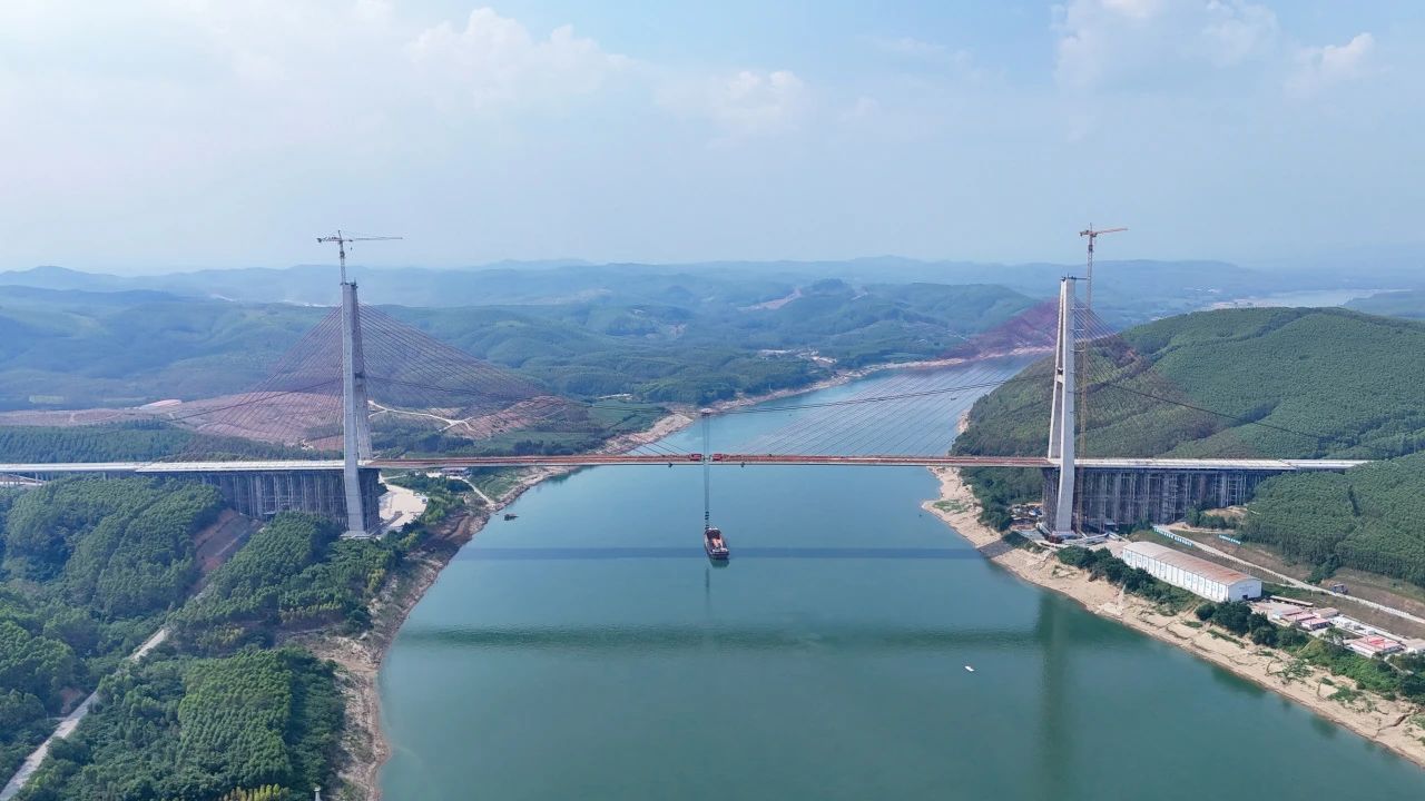 K8官网 - 天生赢家·一触即发